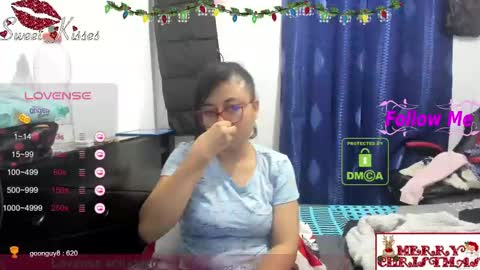 bonnie lam  hello welcome to my room I hope you have fun and you can reach your maximum pleasure here with me online show from December 11, 3:45 am