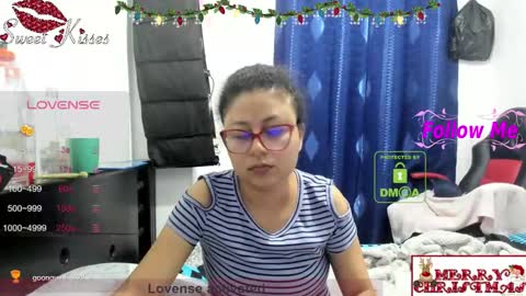 bonnie lam  hello welcome to my room I hope you have fun and you can reach your maximum pleasure here with me online show from December 8, 5:18 am
