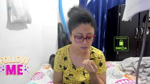 bonnie lam  hello welcome to my room I hope you have fun and you can reach your maximum pleasure here with me online show from November 15, 5:19 am