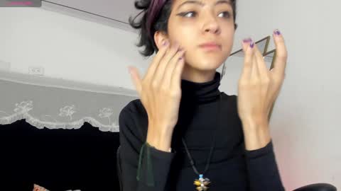   online show from January 9, 11:36 am