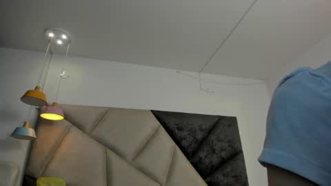   online show from April 8, 12:02 am