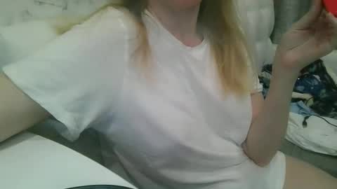 Snapshot of bonnieexcite chatting on March 2, 8:25 pm BonnieExcite online show from March 2, 8:25 pm