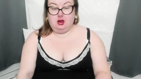 Bonnie online show from December 4, 4:54 am