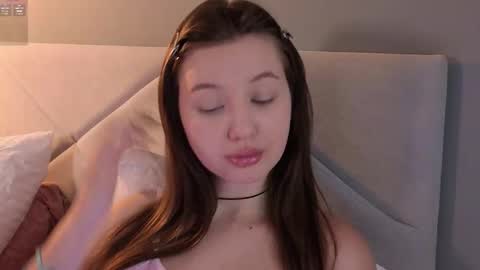 Snapshot of bonnyflower chatting on October 15, 8:00 pm Eva online show from October 15, 8:00 pm