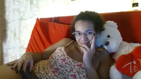 Queen Bon Vivantt online show from December 5, 10:12 pm