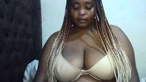 Snapshot of boobvherry chatting on January 13, 6:06 am boobvherry online show from January 13, 6:06 am