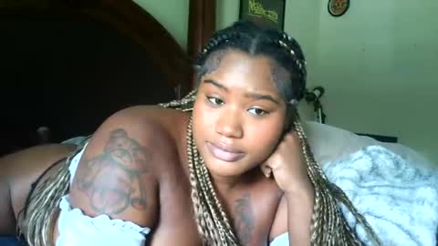 boooohoooobaby online show from August 5, 4:24 pm