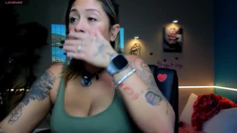 bossyroxy84 online show from February 25, 12:42 am