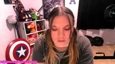 Snapshot of bouncinbooty chatting on October 27, 7:15 am Pumpkin Butt online show from October 27, 7:15 am