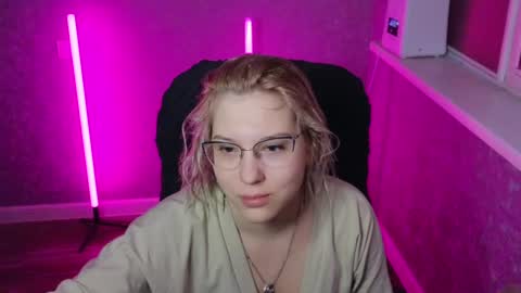 Snapshot of brandy__stars chatting on January 31, 1:54 am Belle online show from January 31, 1:54 am