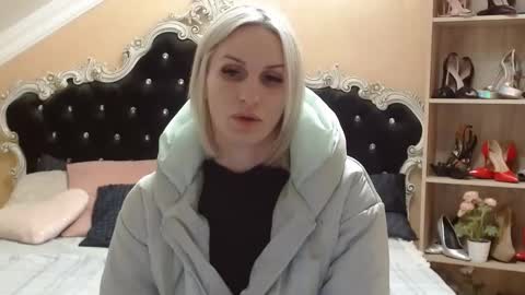 Snapshot of brandyweed chatting on February 14, 6:45 am brandyweed online show from February 14, 6:45 am