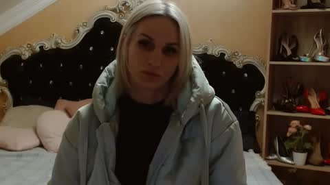 Snapshot of brandyweed chatting on February 18, 6:26 am brandyweed online show from February 18, 6:26 am