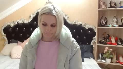 Snapshot of brandyweed chatting on February 28, 6:32 am brandyweed online show from February 28, 6:32 am