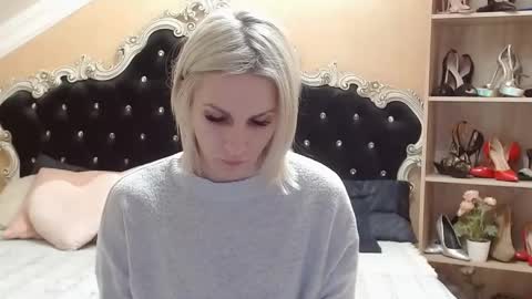 Snapshot of brandyweed chatting on March 5, 6:44 am brandyweed online show from March 5, 6:44 am