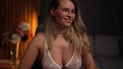 Alex online show from October 13, 4:15 am