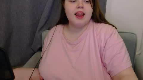 Emma online show from January 7, 6:44 pm