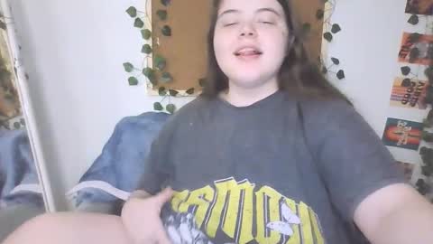 Snapshot of brattyprincess_emma chatting on September 20, 6:17 pm Emma online show from September 20, 6:17 pm