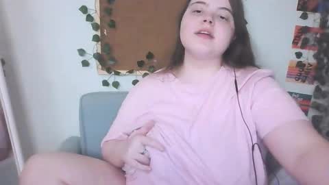 Snapshot of brattyprincess_emma chatting on October 13, 5:48 pm Emma online show from October 13, 5:48 pm