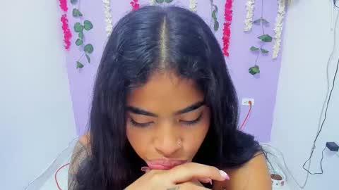 bratz_evans online show from January 8, 9:42 am