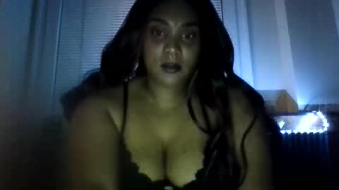 Snapshot of brazilaveaux chatting on October 16, 9:12 am brazilaveaux online show from October 16, 9:12 am