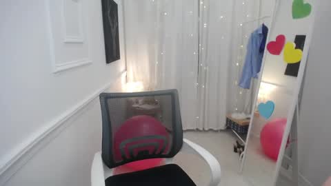 Bree online show from May 14, 4:35 pm