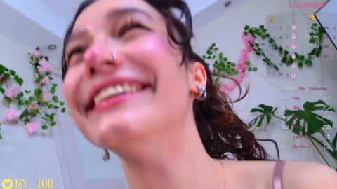 Snapshot of breeding_material chatting on September 22, 3:21 pm Ashley Dolce and Lou online show from September 22, 3:21 pm