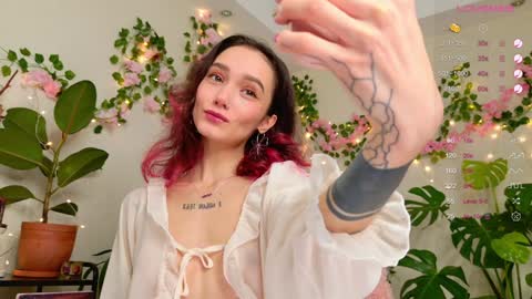 Ashley Dolce and Lou online show from January 26, 3:47 pm