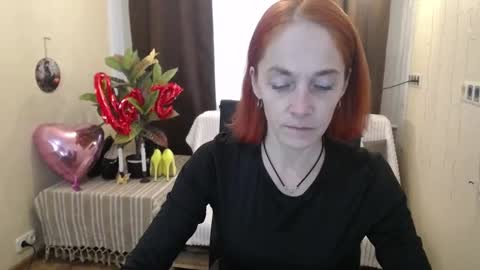 breeterner online show from February 13, 5:48 am