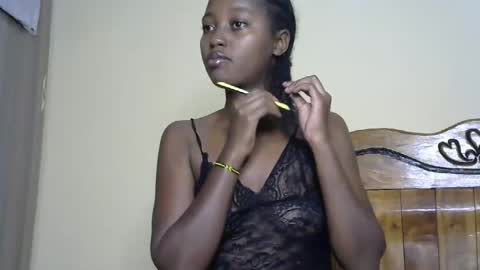 Snapshot of breezykan123 chatting on January 24, 3:22 am breelia online show from January 24, 3:22 am