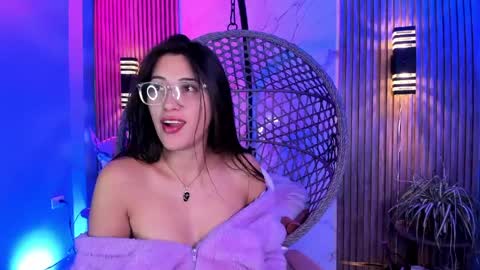 Brenda moris online show from May 30, 12:52 am