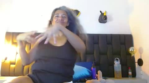 BRENDA VELASQUEZ online show from January 24, 9:26 pm