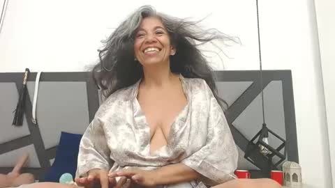 Snapshot of brenda_velasquez chatting on September 26, 12:41 am BRENDA VELASQUEZ online show from September 26, 12:41 am