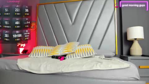 Brenda Time Schedule 0600 - 1400 GMT-5 online show from September 26, 10:57 am