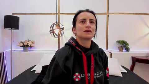 MeganBeaked online show from February 16, 11:43 am