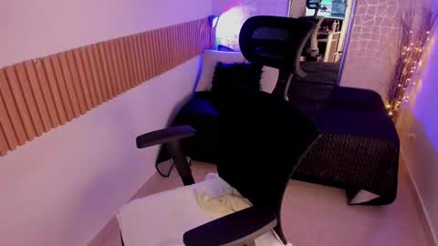 Zafira online show from March 8, 2:54 am