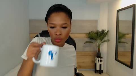 Brenda online show from October 4, 3:23 am