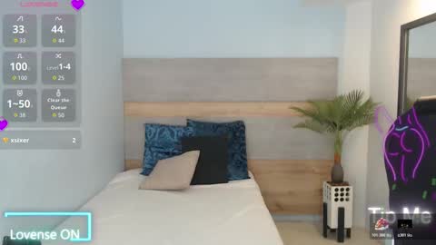 Brenda online show from October 18, 2:14 am