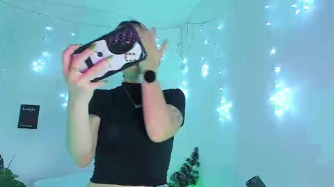 Bri cullen online show from December 22, 5:01 am