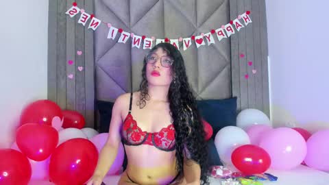 Snapshot of briaconner_ chatting on February 15, 2:37 am B R I A online show from February 15, 2:37 am