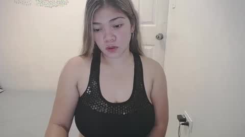 Snapshot of briana_lovexx chatting on February 5, 7:18 am Briana online show from February 5, 7:18 am