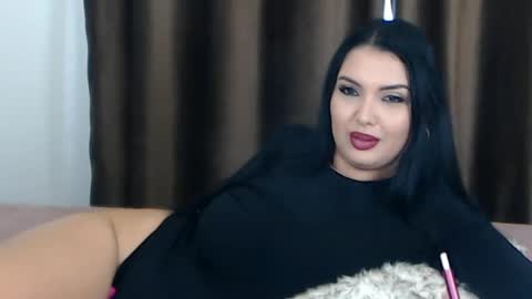 Snapshot of briannabk chatting on December 20, 3:10 pm briannabk online show from December 20, 3:10 pm