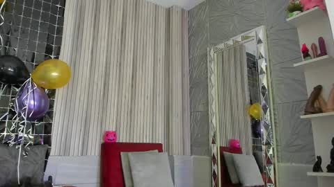 Snapshot of briannachelsea chatting on October 31, 12:31 pm Brianna Chelsea online show from October 31, 12:31 pm