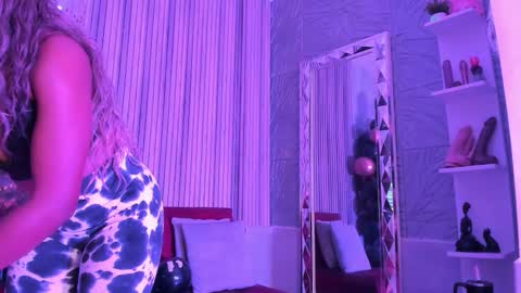 Snapshot of briannachelsea chatting on October 18, 1:36 pm Brianna Chelsea online show from October 18, 1:36 pm