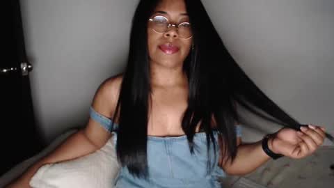 Snapshot of briannacute chatting on November 2, 4:49 am Briaa online show from November 2, 4:49 am