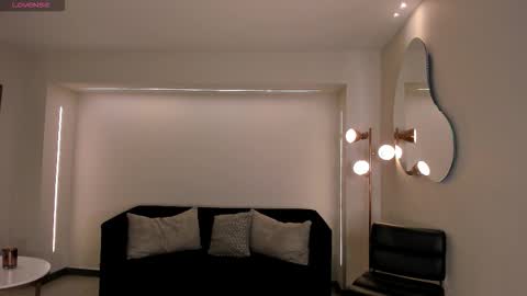 Brianna online show from February 22, 10:54 pm