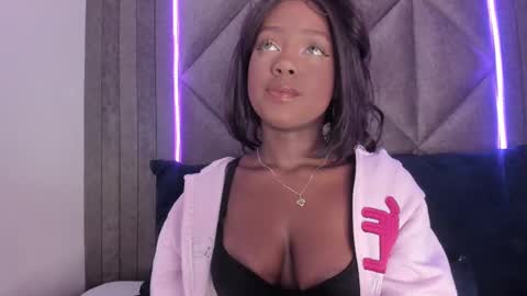 Snapshot of briannajackson_ chatting on February 26, 12:05 pm brianna online show from February 26, 12:05 pm