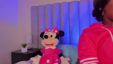 Snapshot of briannajackson_ chatting on February 6, 11:09 am brianna online show from February 6, 11:09 am