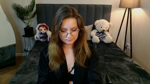 briarwynn online show from November 12, 11:03 pm