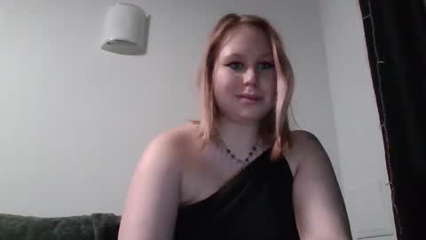 bridget_kiss online show from February 3, 5:28 pm