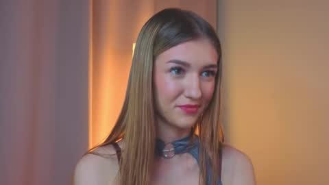 Mary online show from September 8, 8:19 pm